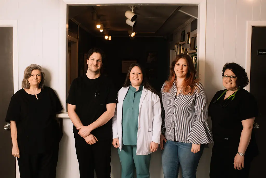 The veterinary care team at Jackson Square Animal Clinic in Oak Ridge, Tennessee.